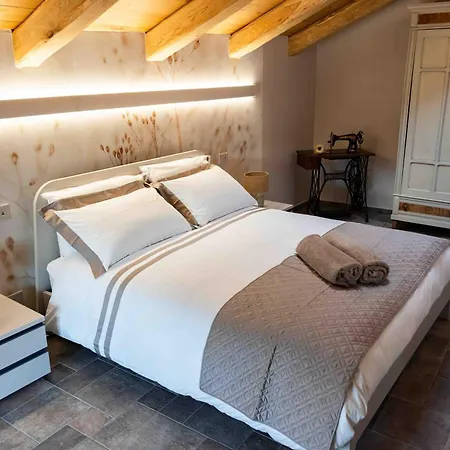 Cascina Morelli 1862 Bed & Breakfast 3*